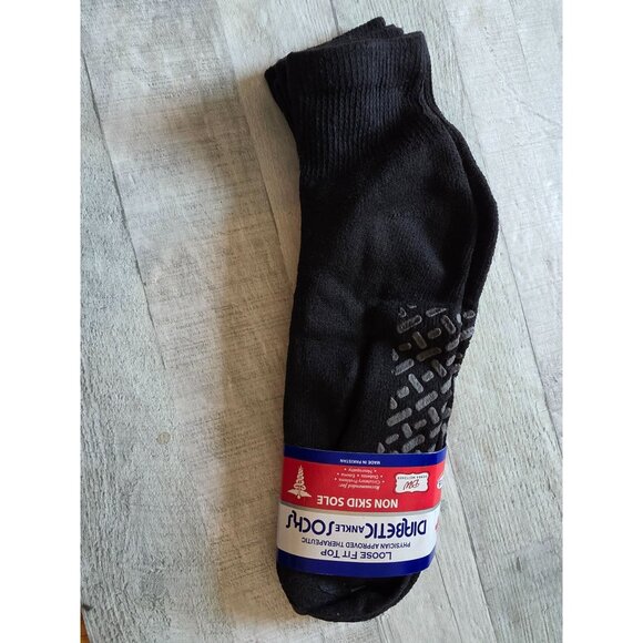 Debra Weitzner Diabetic Ankle Socks Non Skid Sole Loose Fit Top Therapeutic - Picture 1 of 3